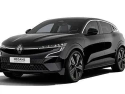 Blackpearlschwarz Gebraucht 2025 Renault Mégane Techno Limousine | 26.279 €