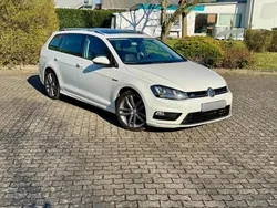 Weiß Gebraucht 2015 VW Golf VII LOUNGE Kombi | 8.200 € (Guter Preis)