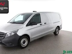 Silber Gebraucht 2022 Mercedes Vito Van / Kleinbus | 26.880 € (Guter Preis)
