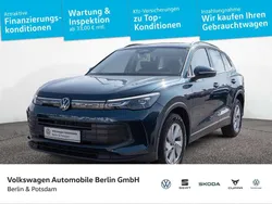 Nightshade blue metallic Gebraucht 2024 VW Tiguan Basis SUV | 34.655 € (Superpreis)