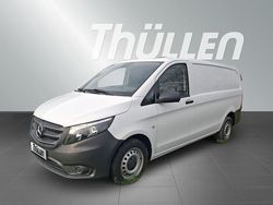 Weiß Gebraucht 2023 Mercedes Vito Van | 19.980 €