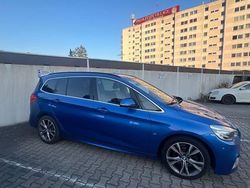 Blau Gebraucht 2016 BMW 218 Gran Tourer M Sport Van / Kleinbus | 15.100 € (Fairer Preis)
