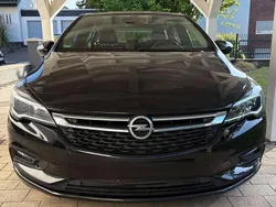 Schwarz Gebraucht 2016 Opel Astra Innovation Limousine | 9.550 € (Superpreis)