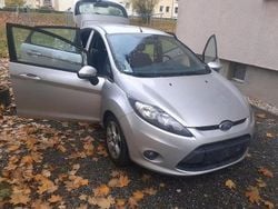 Silber Gebraucht 2008 Ford Fiesta Ghia Limousine | 2.299 € (Guter Preis)