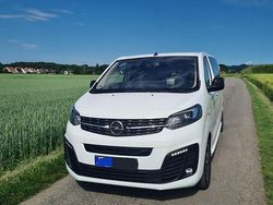 Weiß Gebraucht 2021 Opel Zafira Life Van / Kleinbus | 28.950 € (Fairer Preis)