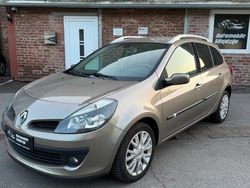 Braun Gebraucht 2009 Renault Clio GrandTour Exception Kombi | 5.750 € (Teuer)