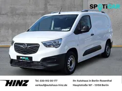 Weiß Gebraucht 2020 Opel Combo Selection Van / Kleinbus | 14.390 € (Fairer Preis)