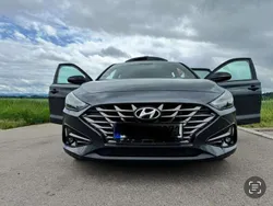 Grau Gebraucht 2022 Hyundai i30 GO! Limousine | 17.850 € (Fairer Preis)