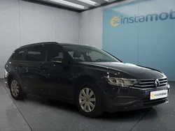 Schwarz Gebraucht 2022 VW Passat Kombi | 24.699 € (Fairer Preis)
