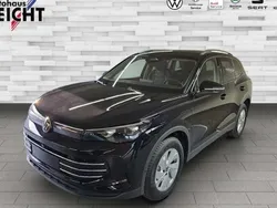 Schwarz Gebraucht 2025 VW Tiguan Elegance SUV | 52.240 € (Superpreis)