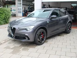 Colore esterno (grigio vesuvio Gebraucht 2022 Alfa Romeo Stelvio Quadrifoglio SUV | 62.900 € (Etwas zu teuer)
