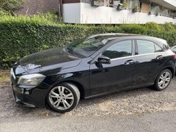 Schwarz Gebraucht 2017 Mercedes A180 Kleinwagen | 17.000 € (Fairer Preis)