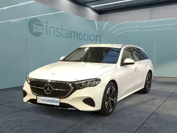 Weiß Gebraucht 2024 Mercedes E300 Kombi | 50.849 € (Etwas zu teuer)