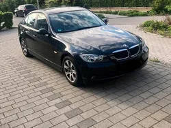 Schwarz Gebraucht 2005 BMW 320 Limousine | 8.320 €