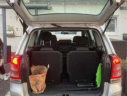 Silber Gebraucht 2010 Opel Zafira Family Van / Kleinbus | 1.800 € (Guter Preis)