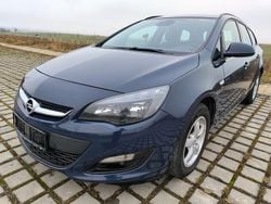 Blau Gebraucht 2014 Opel Astra Eco Limousine | 4.200 € (Fairer Preis)