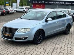 Blau Gebraucht 2006 VW Passat Sportline Limousine | 2.299 € (Guter Preis)
