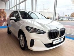 Alpinweiß Gebraucht 2022 BMW 218 Van / Kleinbus | 20.970 € (Guter Preis)