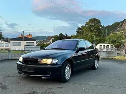 Blau Gebraucht 2004 BMW 325 M Sport Limousine | 4.500 € (Etwas zu teuer)