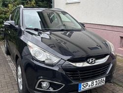 Schwarz Gebraucht 2011 Hyundai ix35 SUV | 6.500 € (Fairer Preis)
