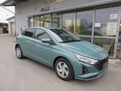 Grün Gebraucht 2024 Hyundai i20 GO! Limousine | 16.990 € (Fairer Preis)