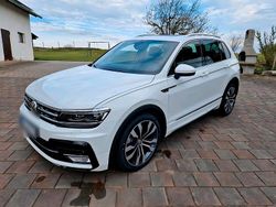Weiß Gebraucht 2016 VW Tiguan R-line SUV | 21.700 € (Etwas zu teuer)