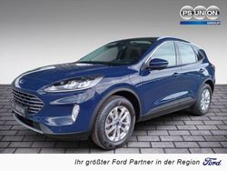 Blau / blazerblau Gebraucht 2022 Ford Kuga Titanium SUV | 26.990 € (Etwas zu teuer)