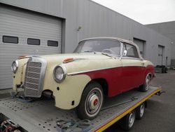 Weiß Gebraucht 1960 Mercedes 220 Cabrio | 35.000 €