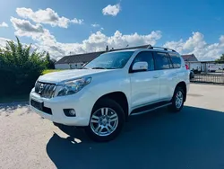 Weiß Gebraucht 2012 Toyota Land Cruiser Anniversary SUV | 24.000 € (Etwas zu teuer)