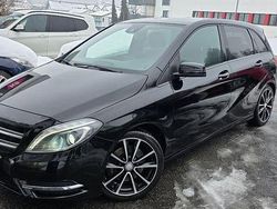 Schwarz Gebraucht 2014 Mercedes 220 Limousine | 14.900 € (Superpreis)