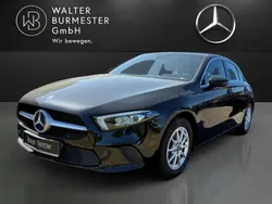 Metalliclack kosmosschwarz Gebraucht 2018 Mercedes A200 Progressive Limousine | 18.290 € (Fairer Preis)