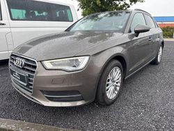 Dakotagrau metallic Gebraucht 2015 Audi A3 Ambiente Limousine | 10.990 € (Superpreis)