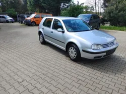 Silber Gebraucht 2004 VW Golf IV Comfortline Limousine | 2.000 € (Fairer Preis)