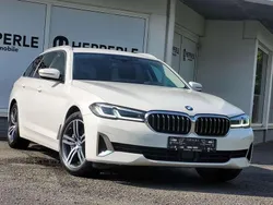 Weiß Gebraucht 2022 BMW 530 Luxury Line Kombi | 29.750 € (Superpreis)