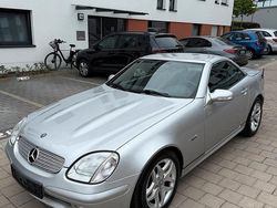 Silber Gebraucht 2005 Mercedes SLK200 Edition Cabrio | 10.890 € (Fairer Preis)