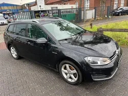 Schwarz Gebraucht 2015 VW Golf VII LOUNGE Kombi | 6.290 € (Guter Preis)