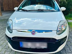 Weiß Gebraucht 2011 Fiat Grande Punto Kleinwagen | 2.900 € (Fairer Preis)