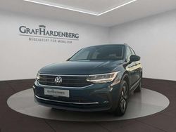 Blau Gebraucht 2024 VW Tiguan Move SUV | 29.990 € (Guter Preis)