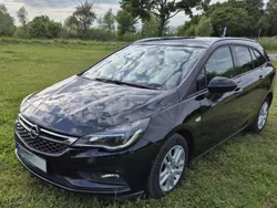 Schwarz Gebraucht 2017 Opel Astra Kombi | 7.300 € (Etwas zu teuer)