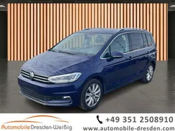 Atlantic blau Gebraucht 2024 VW Touran Highline Van / Kleinbus | 34.980 € (Fairer Preis)
