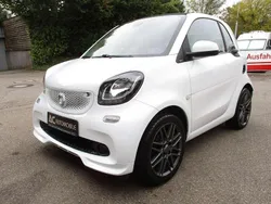 Liquid paper Gebraucht 2017 Smart ForTwo Coupé Brabus Coupé | 11.900 € (Guter Preis)