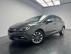 Grau Gebraucht 2018 Opel Astra Dynamic Limousine | 11.780 € (Guter Preis)