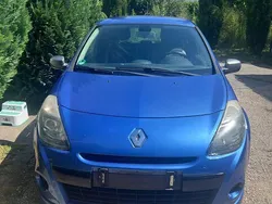 Blau Gebraucht 2010 Renault Clio II GT Limousine | 2.499 € (Fairer Preis)