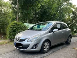 Silber Gebraucht 2011 Opel Corsa Satellite Kleinwagen | 4.200 € (Fairer Preis)