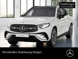 Polarweiß Gebraucht 2024 Mercedes GLC200 AMG SUV | 53.990 € (Fairer Preis)