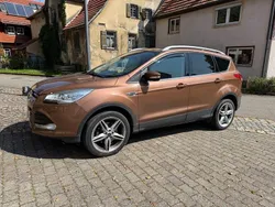 Braun Gebraucht 2014 Ford Kuga Titanium SUV | 13.700 € (Fairer Preis)