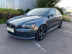 Grau Gebraucht 2007 Volvo S40 Momentum Limousine | 6.499 € (Teuer)