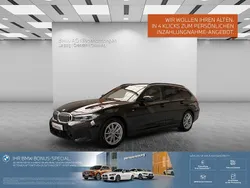 Schwarz Gebraucht 2024 BMW 330 Comfort Edition Kombi | 47.507 € (Fairer Preis)