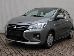 Grau Gebraucht 2022 Mitsubishi Space Star Select Kleinwagen | 10.500 € (Fairer Preis)