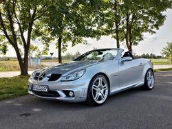 Silber Gebraucht 2005 Mercedes SLK55 AMG AMG Cabrio | 45.000 €